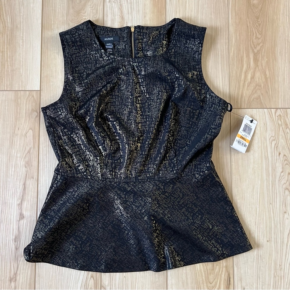 NWT Alfani gold foil zipper back peplum top